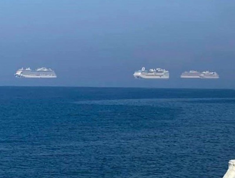 11. Leteći brodovi na pučini