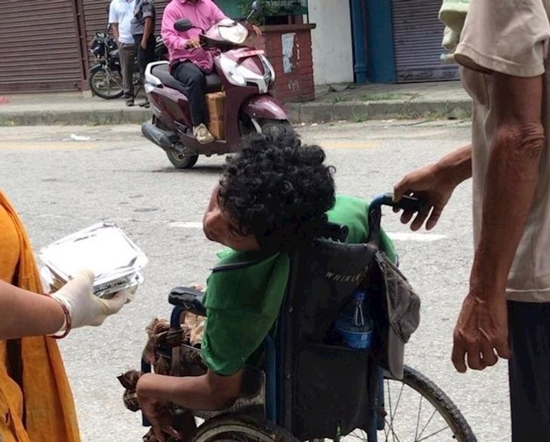 Pomaganje beskućnicima.