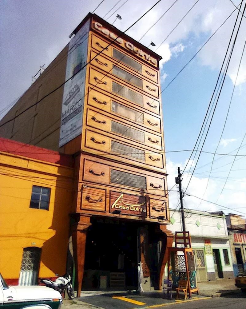 4. Zgrada koja izgleda kao ormar