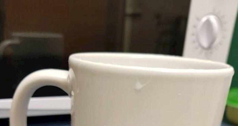 Razbio je najdražu šalicu svojeg šefa, ali iskupio se na genijalan način