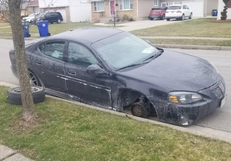 11. Neko će ići na posao pješice...