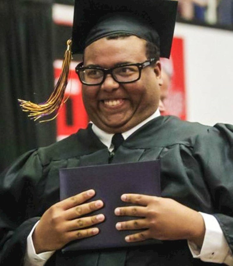 11. "Diplomirao sam! Uspio sam!"