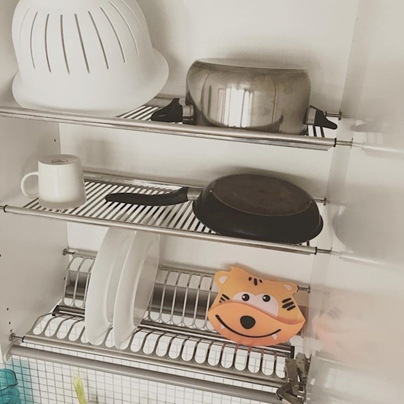 12. Finci ne brišu suđe.