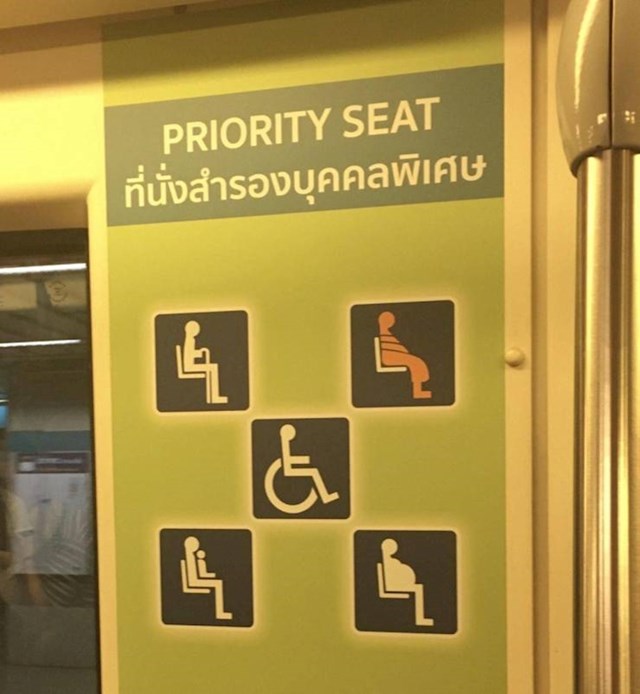 Na Tajlandu redovnici imaju prednost za sjedeća mjesta.