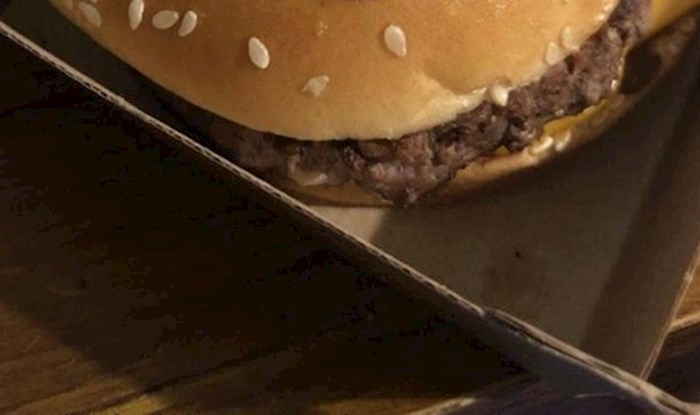 Tip je tražio više sira u svojem burgeru, ono što je dobio potpuno ga je prenerazilo