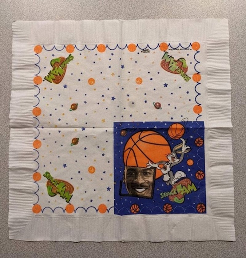 7. Njegova mama i dalje čuva stare salvete, a ova je originalnog Space Jama.