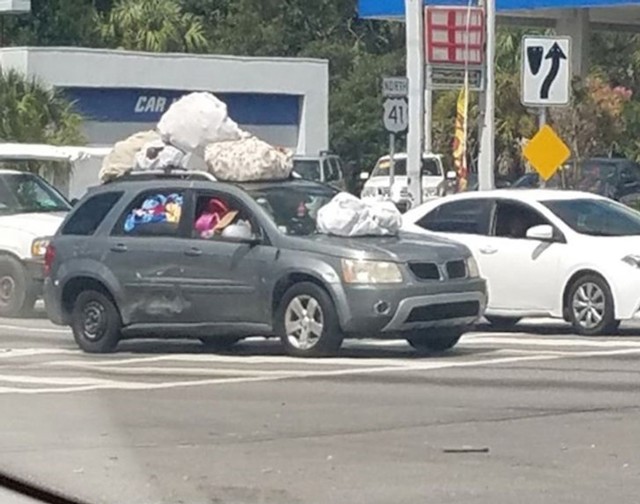 12. Ništa posebno, samo djevojka s Floride koja se seli u drugi stan