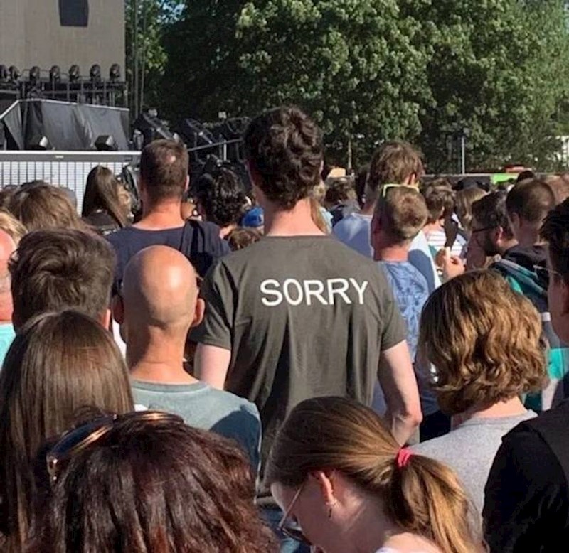 16. Majica koju obavezno mora nositi na koncertima