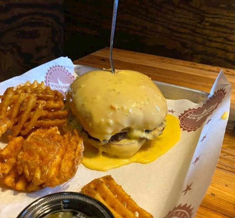 10. Tražio je više sira...