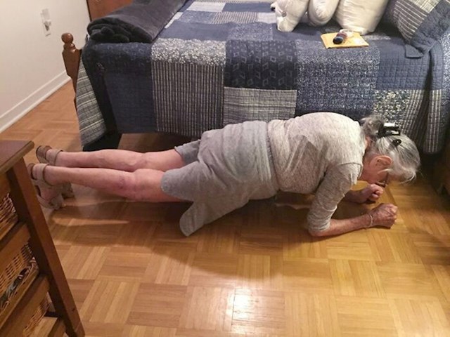 6. "Moja 100-godišnja baka može izdržati 30 sekundi u plenku!"