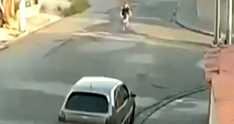 Biciklista je nešto iznenada omelo, sve je završilo katastrofalno