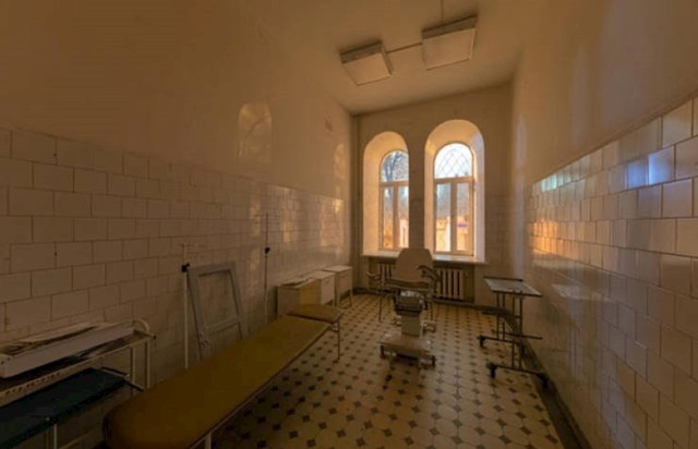 10. Napuštena ginekološka klinika