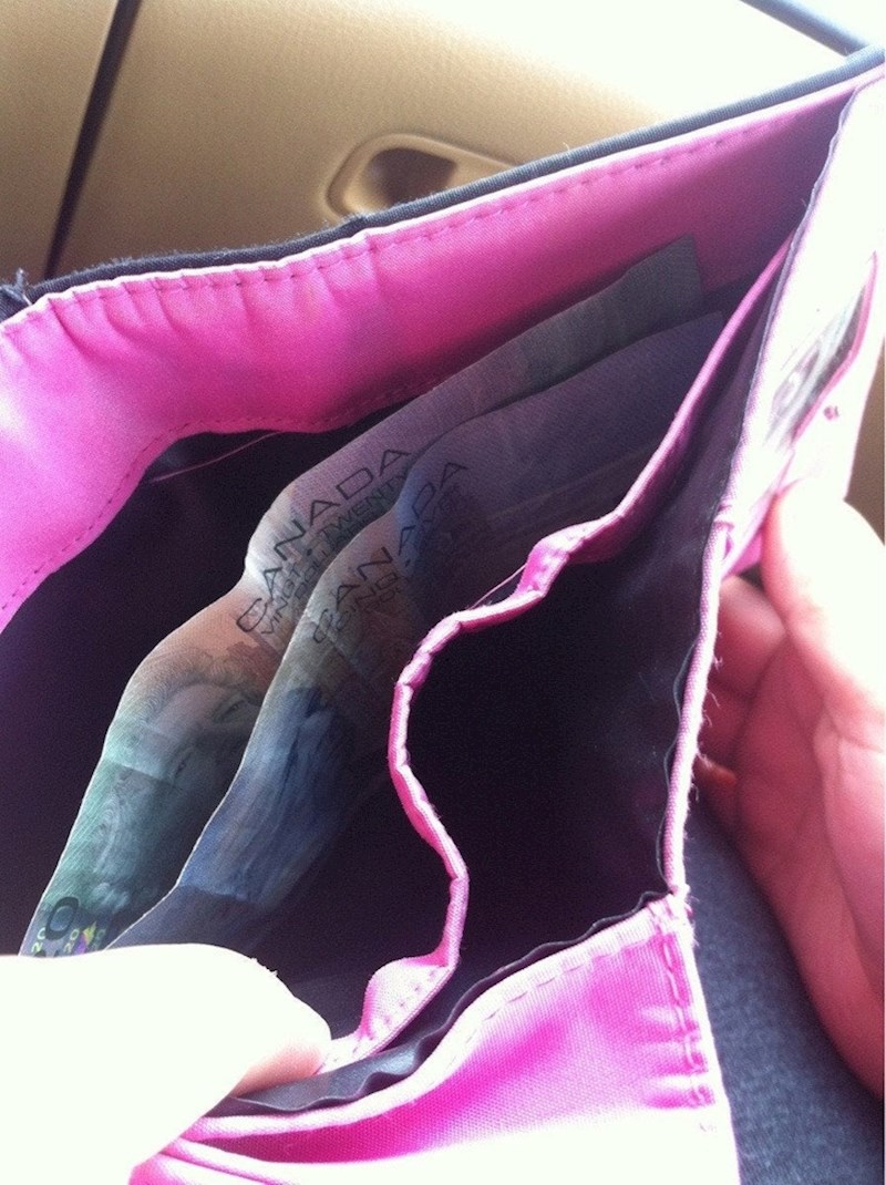 9. "Kupila sam rabljeni novčanik za 25 centi i u njemu pronašla iznenađenje."