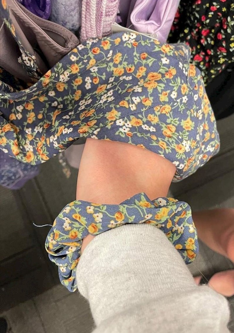 8. "Pronašla sam majicu koja savršeno paše uz moju gumicu!"