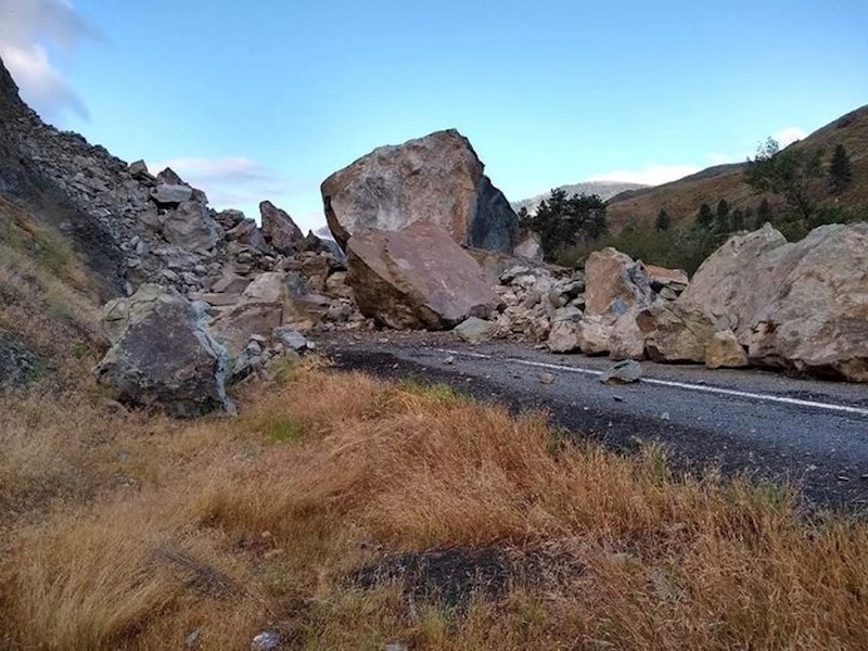 9. Jedina cesta koja povezuje sjever u jug Idaha bila je ovako blokirana danima