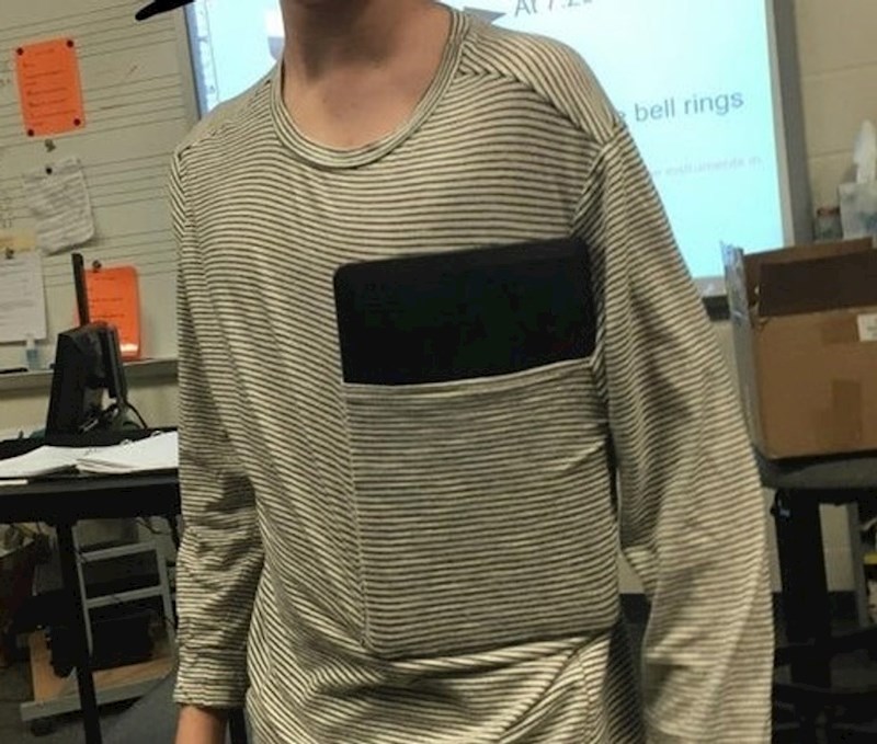 4. "Moj prijatelj ima golemi džep!"