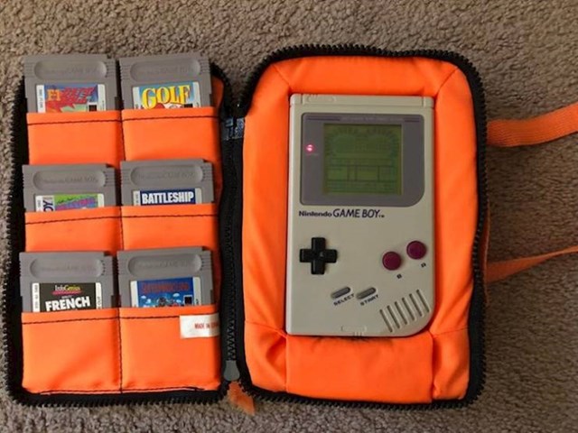2. Game Boy u savršenom stanju