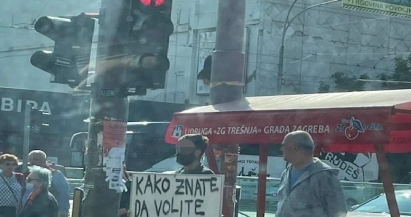 Netko je u Zagrebu snimio tipa s kontroverznim transparentom, pogledajte zašto je podijelio ekipu