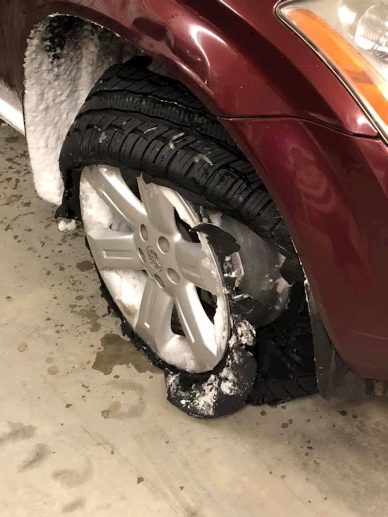 8. Njegov sin nije primijetio da vozi s probušenom gumom