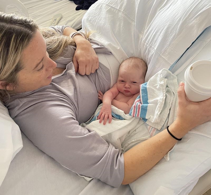 4. Ima samo 2 dana i već joj je dosta ovog svijeta