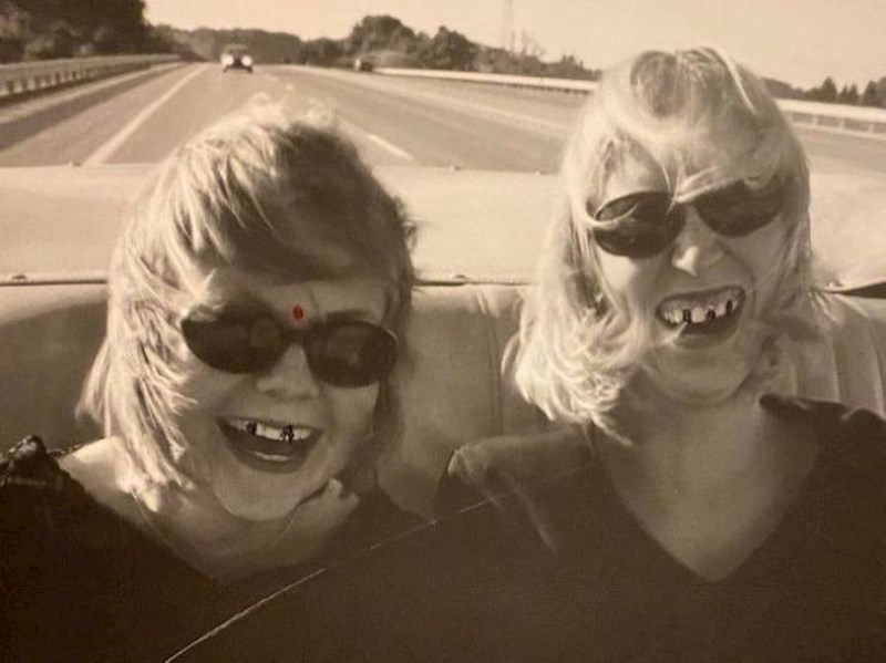 9. Ova fotografija je u hotelskom liftu