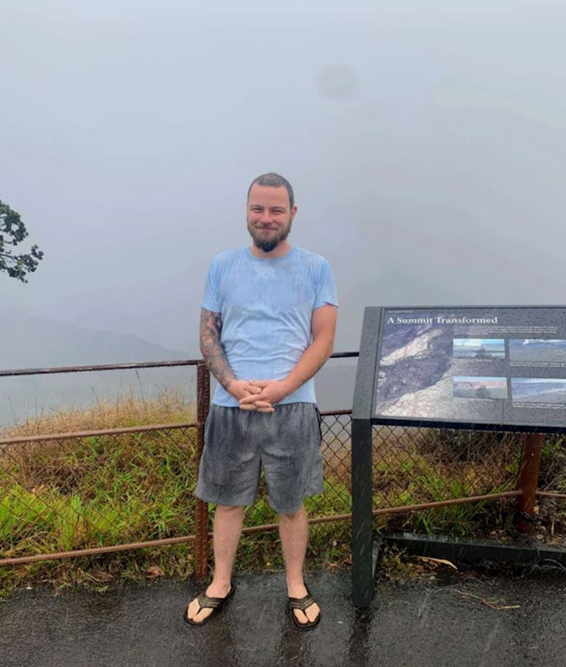 13. Izabrao je sjajan dan za planinarenje