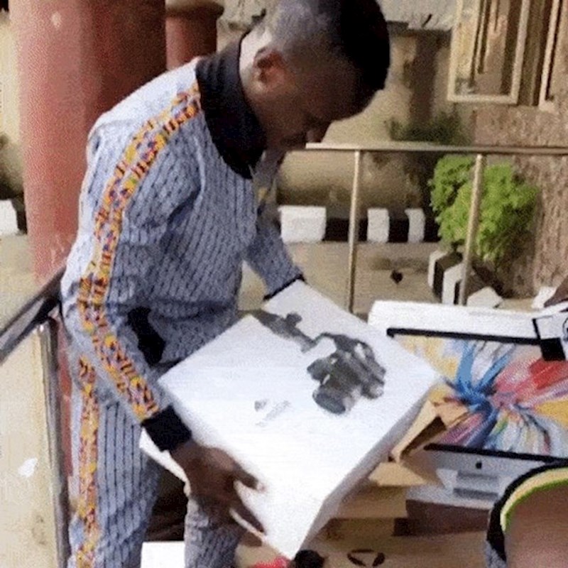 Netflix talentiranim i siromašnim filmskim amaterima šalje filmsku opremu.