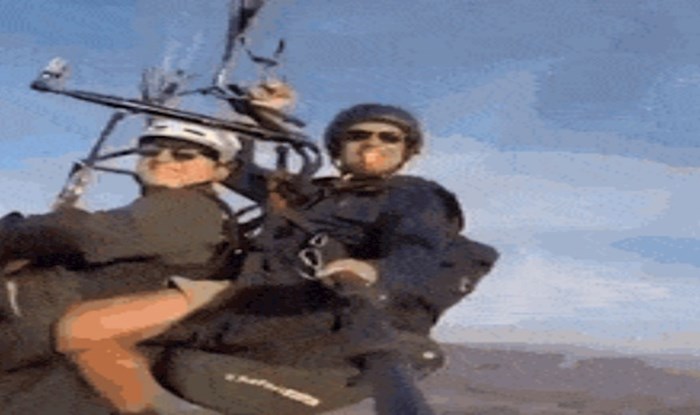 Dvojica paraglajdera dobili su nenadano pojačanje, ovo morate vidjeti