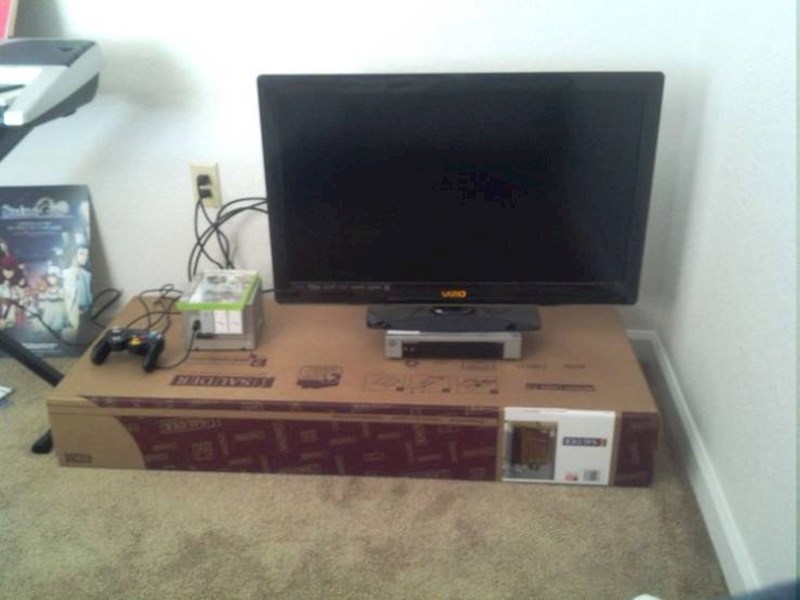 "Roditelji nisu htjeli da mi TV stoji na podu, pa su mi poklonili ovu lijepu kutiju."