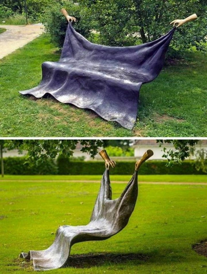 36. Ova genijalna klupa koja prkosi gravitaciji.