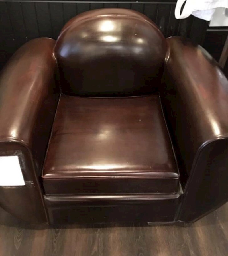 8. Inače, ovaj stolac je izrađen od drva