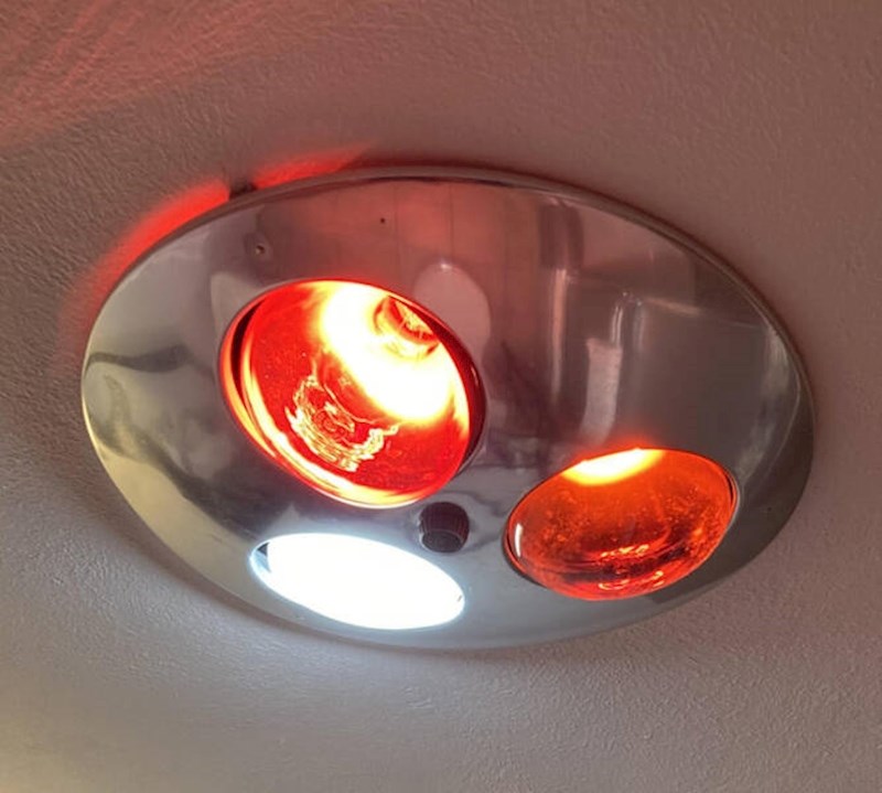 15. Ovaj hotel ima originalna svjetla iz 60-ih godina