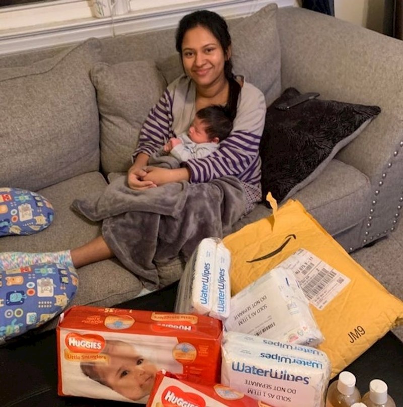 Potpuni stranci odlučili su pomoći ovoj mladoj obitelji.