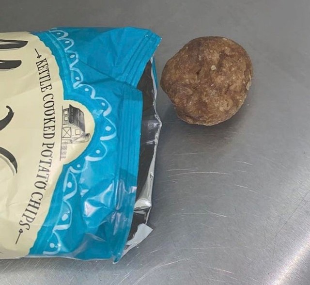 "Pronašla sam cijeli krumpir u čipsu."