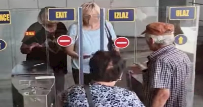 Snimka sa zagrebačkog autobusnog kolodvora obišla je svijet, morate vidjeti što radi ovaj tip