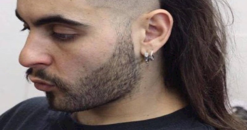 Ovaj lik zbog svoje ekscentrične frizure ne može proći nezamijećeno