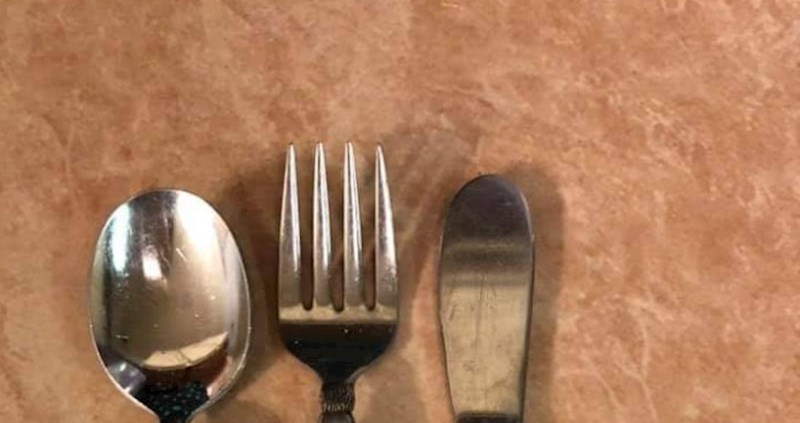 Vintage pribor za jelo s likovima iz omiljenog crtića obožavaju i djeca i odrasli