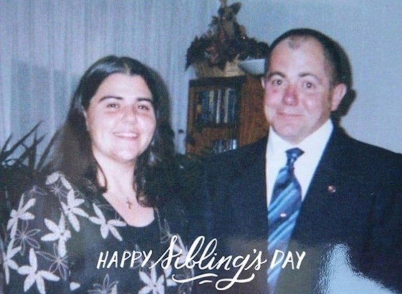 2."Oni na ovoj fotki imaju 32 godine!!"