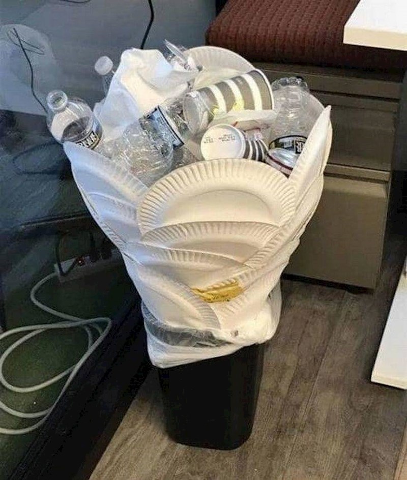 1. Rješenje za one kojima se ne da često nositi smeće