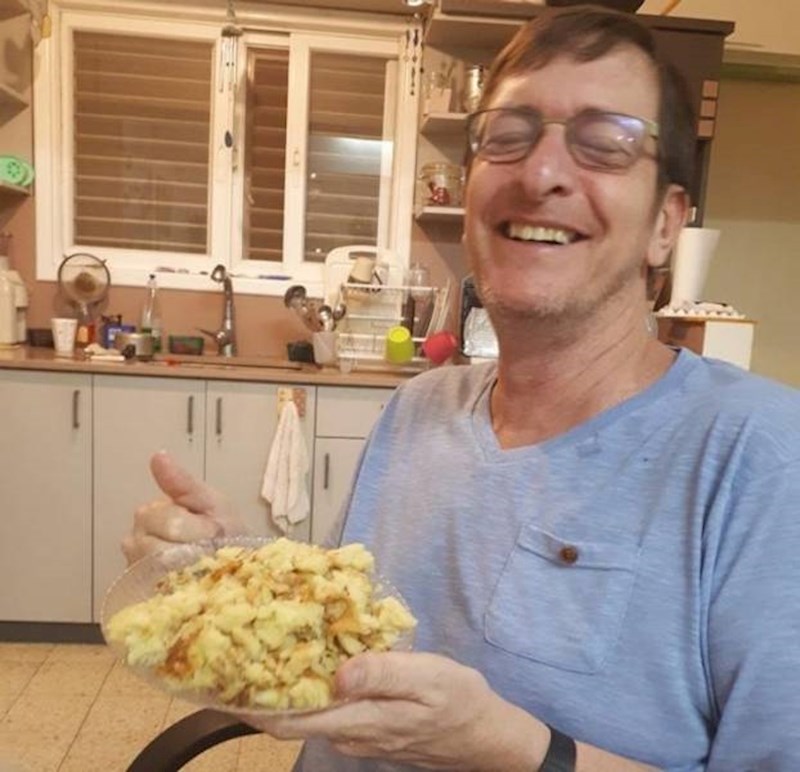 Prvi put je napravio palačinke.