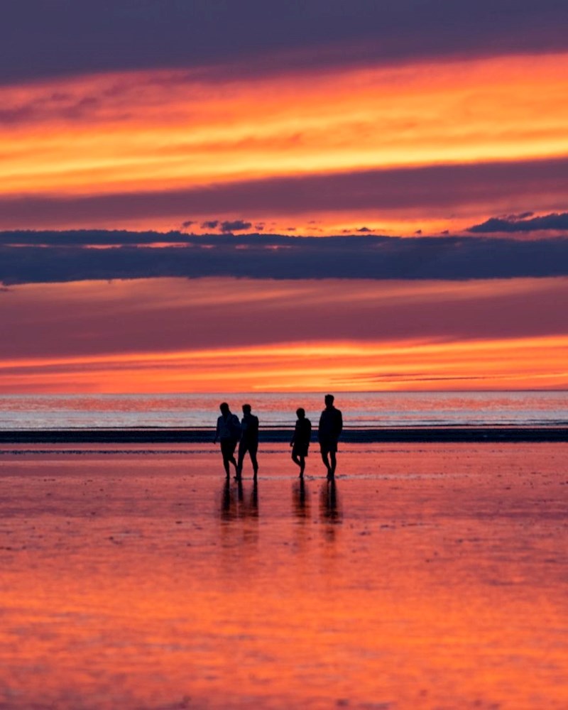 #46 "Šetnja uz zalazak";  Plaža Skaket, SAD