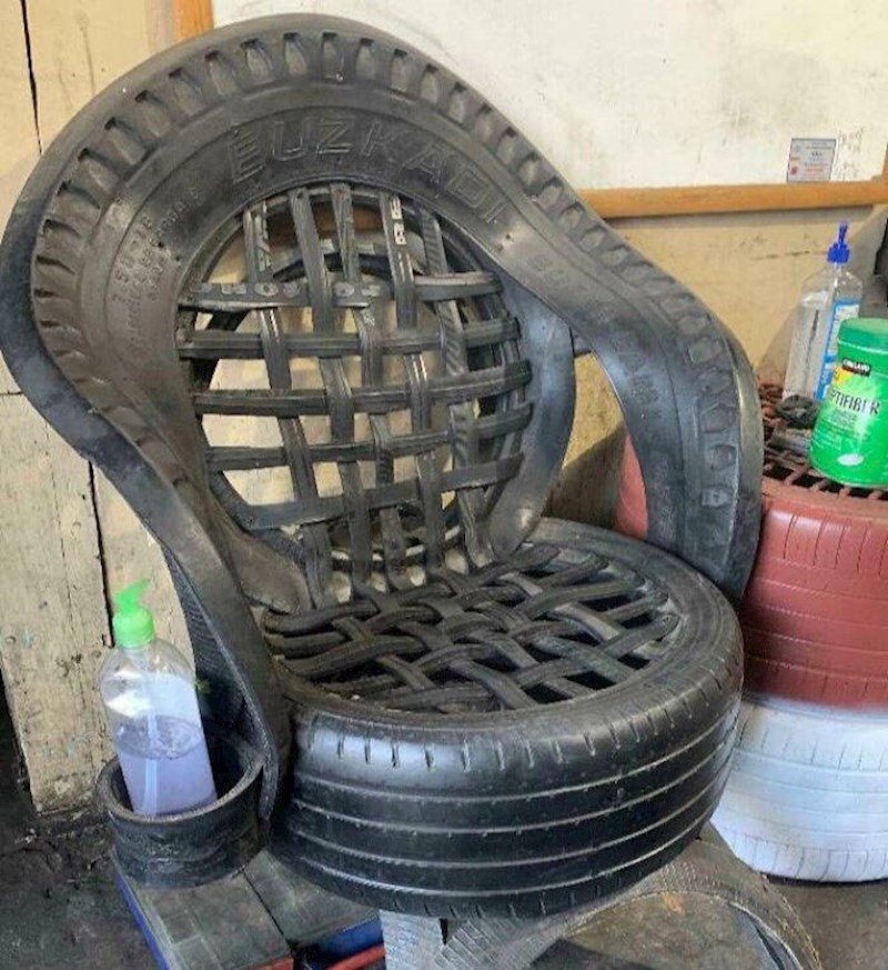 4. Stolica napravljena od starih guma