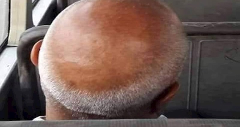 Netko je u javnom prijevozu fotkao čudan prizor koji nećete lako zaboraviti