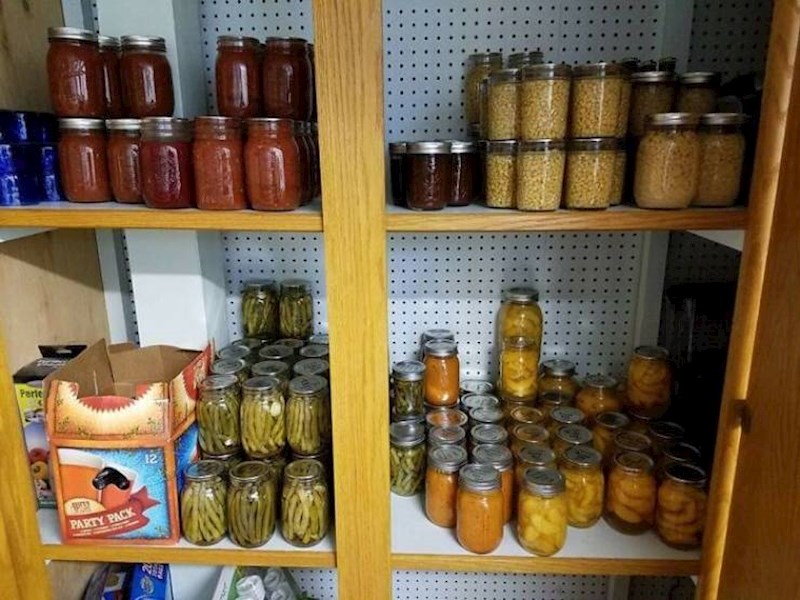 6. Obožava raditi smočnicu