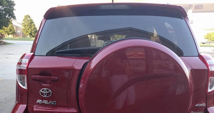 Evo što se dogodi kad zaista želiš imati Porsche, ali si ga ne možeš priuštiti