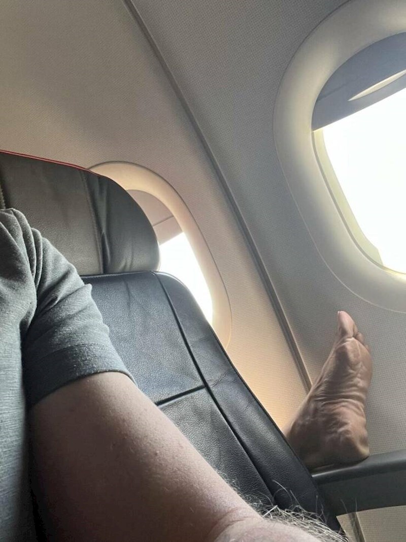 1. Evo što mu se dogodilo na 12-satnom letu...