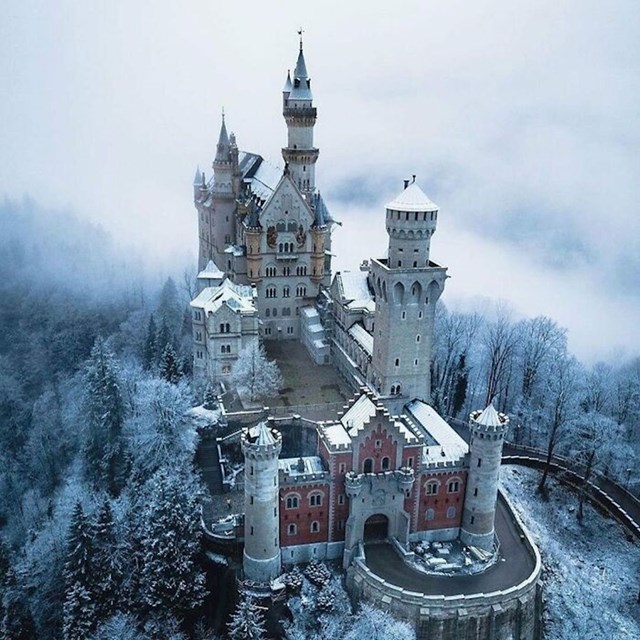 9. Dvorac Neuschwanstein u Njemačkoj