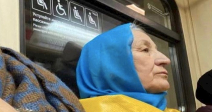 Fotka iz moskovskog metroa obišla je svijet i dirnula milijune ljudi, odmah će vam biti jasno zašto