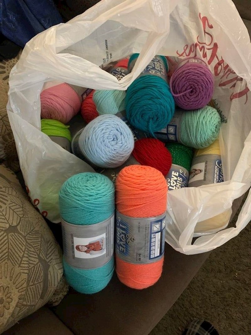 8. Spomenula sam mužu da mi je ponestalo pletiva. Sljedeći dan dočekalo me ovo.