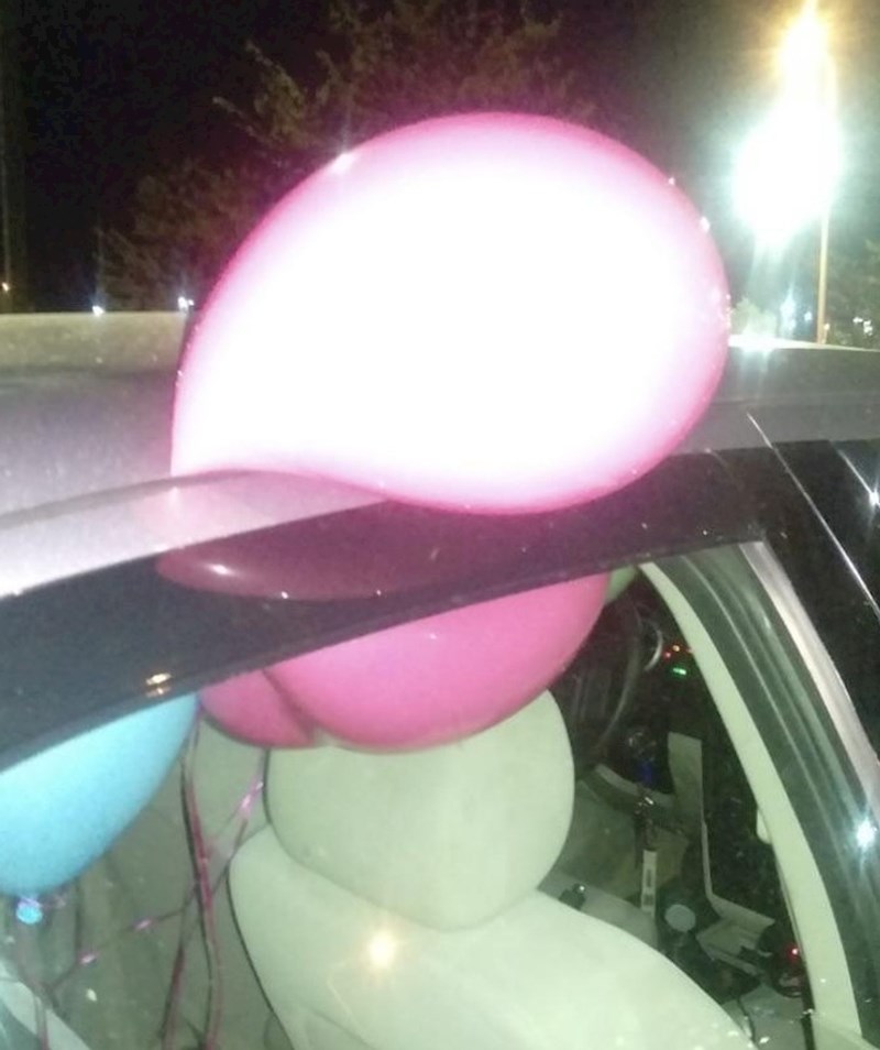 15. Netko je zatvorio vrata od auta i balkon se nije probušio!😱